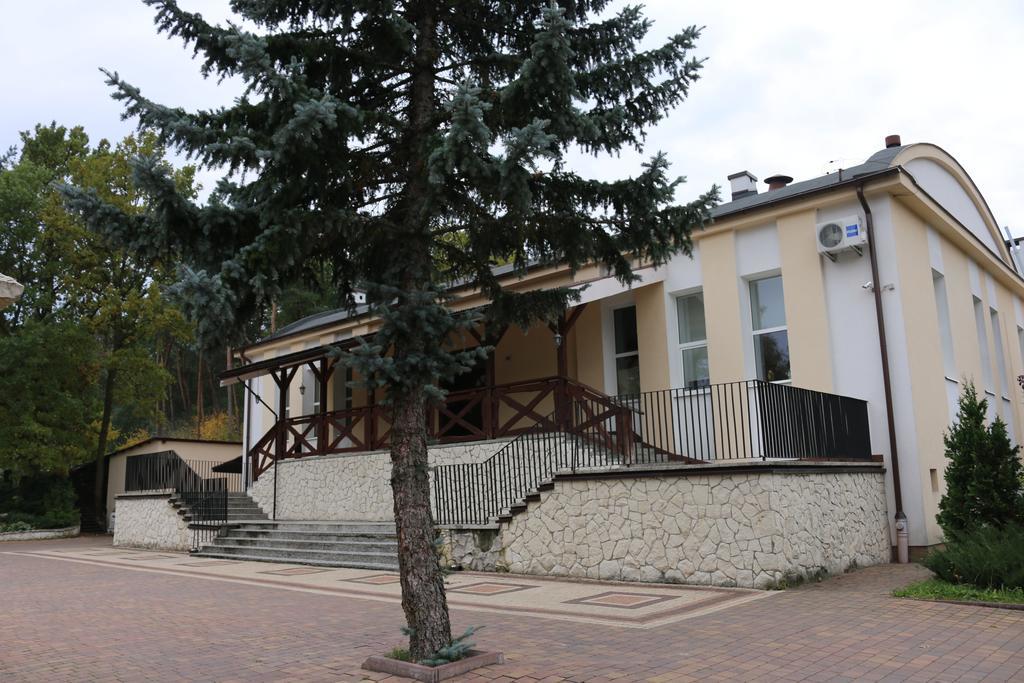 Hotel Lachowka Krepiec Extérieur photo