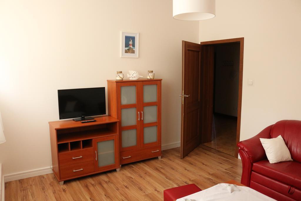 Hotel Lachowka Krepiec Extérieur photo