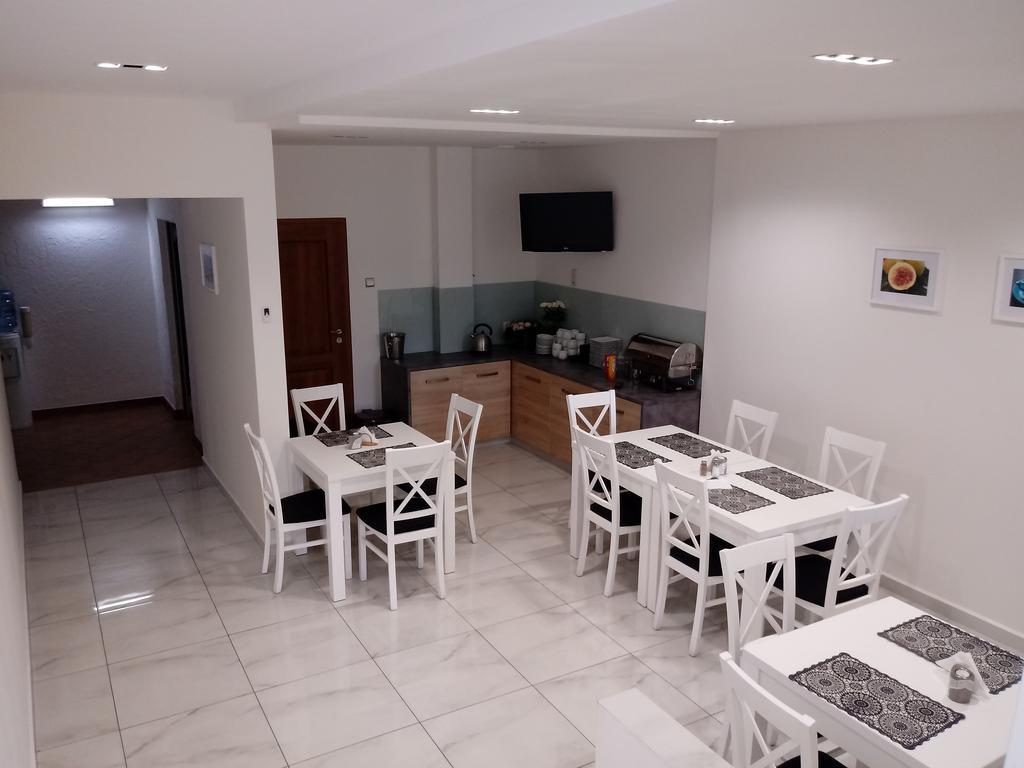 Hotel Lachowka Krepiec Extérieur photo